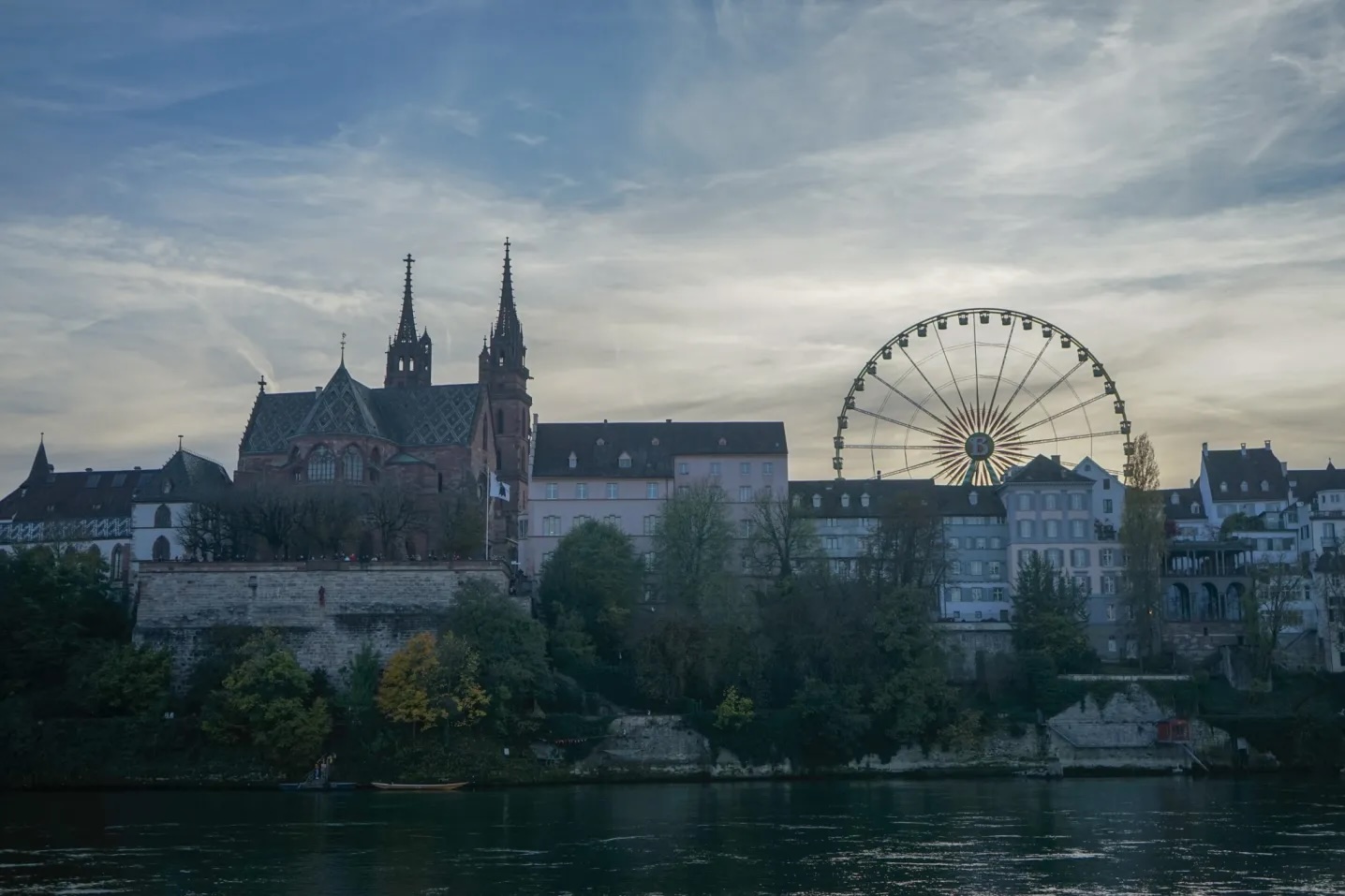 TSR Umzugsfahrzeug beim Basler Münster