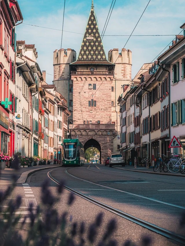 TSR Umzüge Basel beim Spalentor